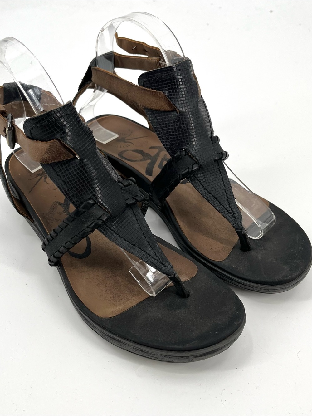 OTBT Celestial Leather Sandal Black Thong 8.5 Strappy Boho Art to Wear WomenShoe